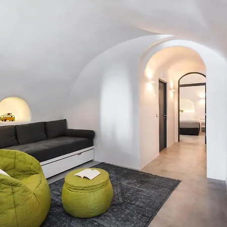Alexi's Place By Thireon * Oia (Santorini)