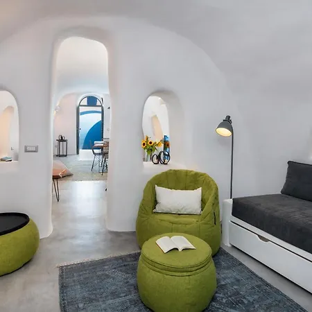 Alexi's Place By Thireon * Oia (Santorini)