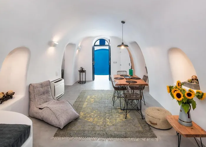 Alexi's Place By Thireon * Oia